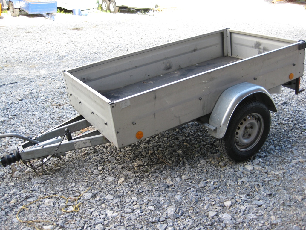 High-Speed Trailer